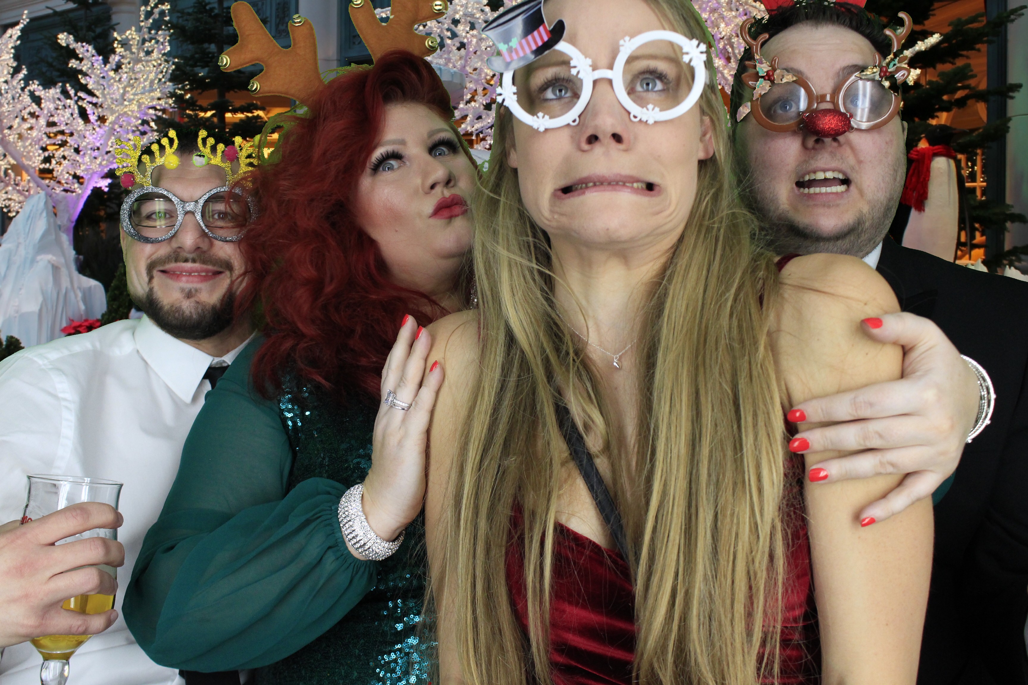 Acosta Europe Christmas Party 2018 | View more photos from the event at gallery.myphotoboothexperience.co.uk/u/MyPhotoBoothExperienceLtd/Acosta-Europe-Christmas-Party-2018